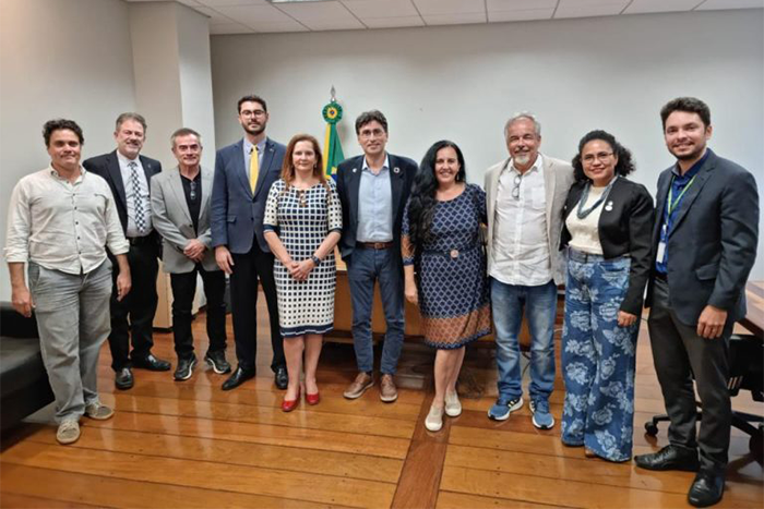 Observatório participa de reunião com ministra Marina Silva